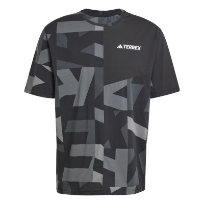 MT AOP TEE in schwarz
