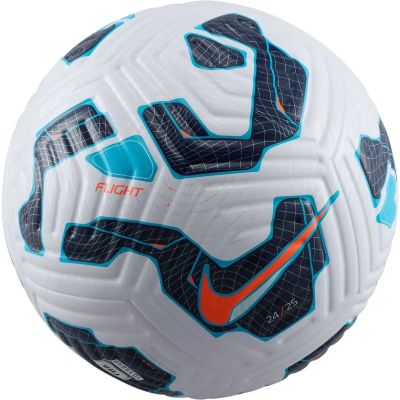 Ball Flight Soccer Ball in silber