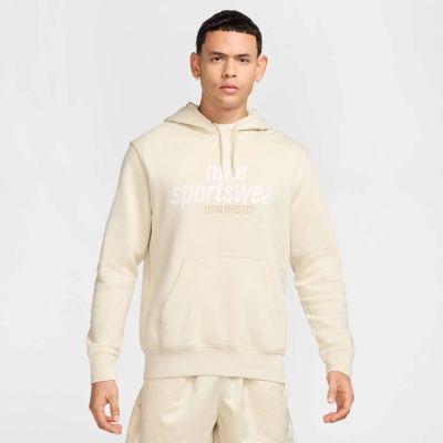 Nike M Nk Club Bb Po Hdy Nsw Gfx - lt khaki/lt khaki/sail in 234 lt khaki/lt khaki/sail
